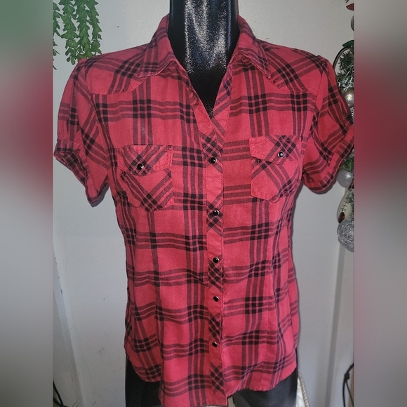 Mikk Couture Tops - Mikk Couture Red and Black Plaid Short Sleeve Button Up Shirt L
